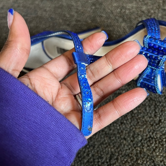 Inc T strap rhinestone bow heels - Picture 5 of 7